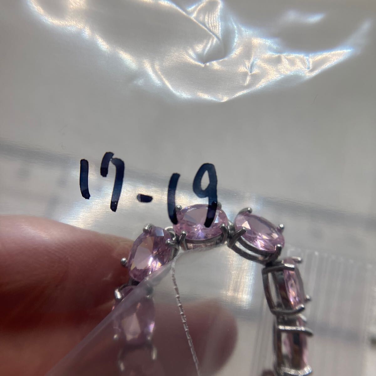 ピンクトパーズ連なるエレガントブレスレット★レディース腕輪バングルシルバーアクセサリーカラーストーンキュービックジルコニア新品宝石_画像9