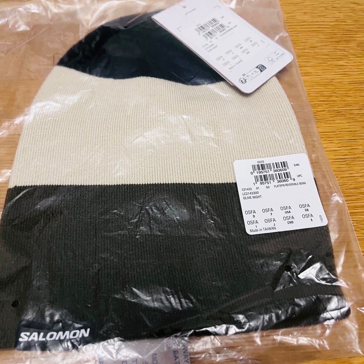 Salomo サロモンニット帽　ビーニー　帽子　 ニットキャップ　ウィンタースポーツ　スキー　スノボー　D