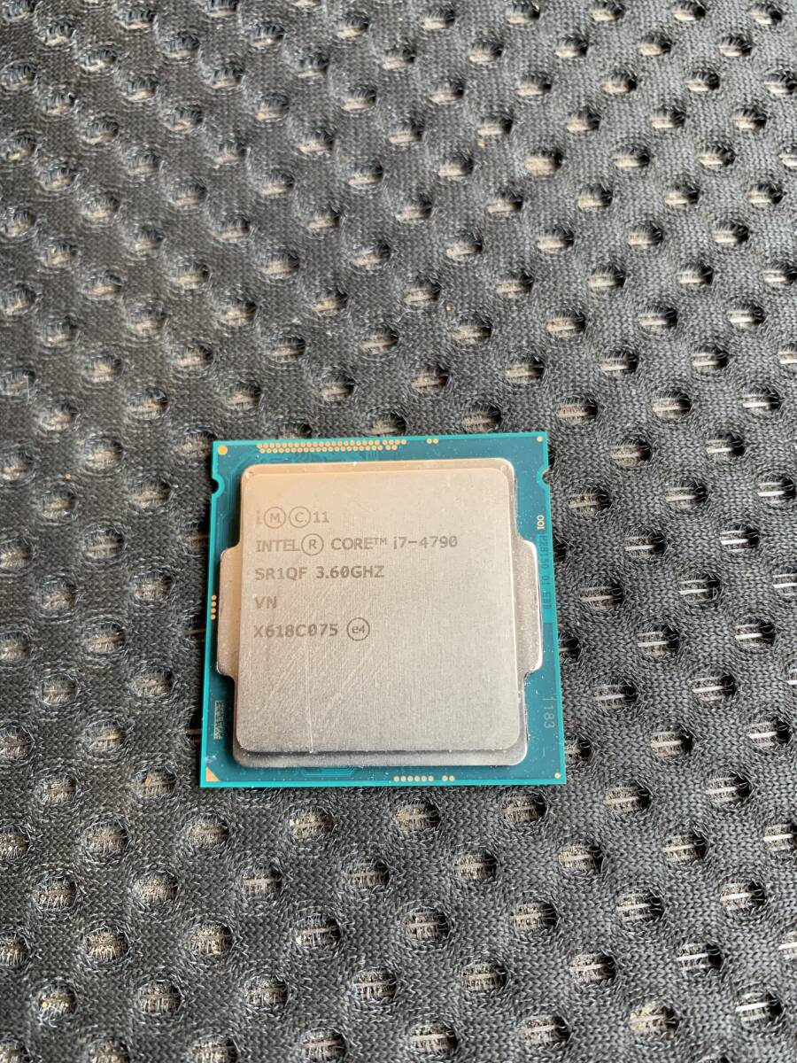 送料210円　インテルCPU　 Core i7-4790 動作品