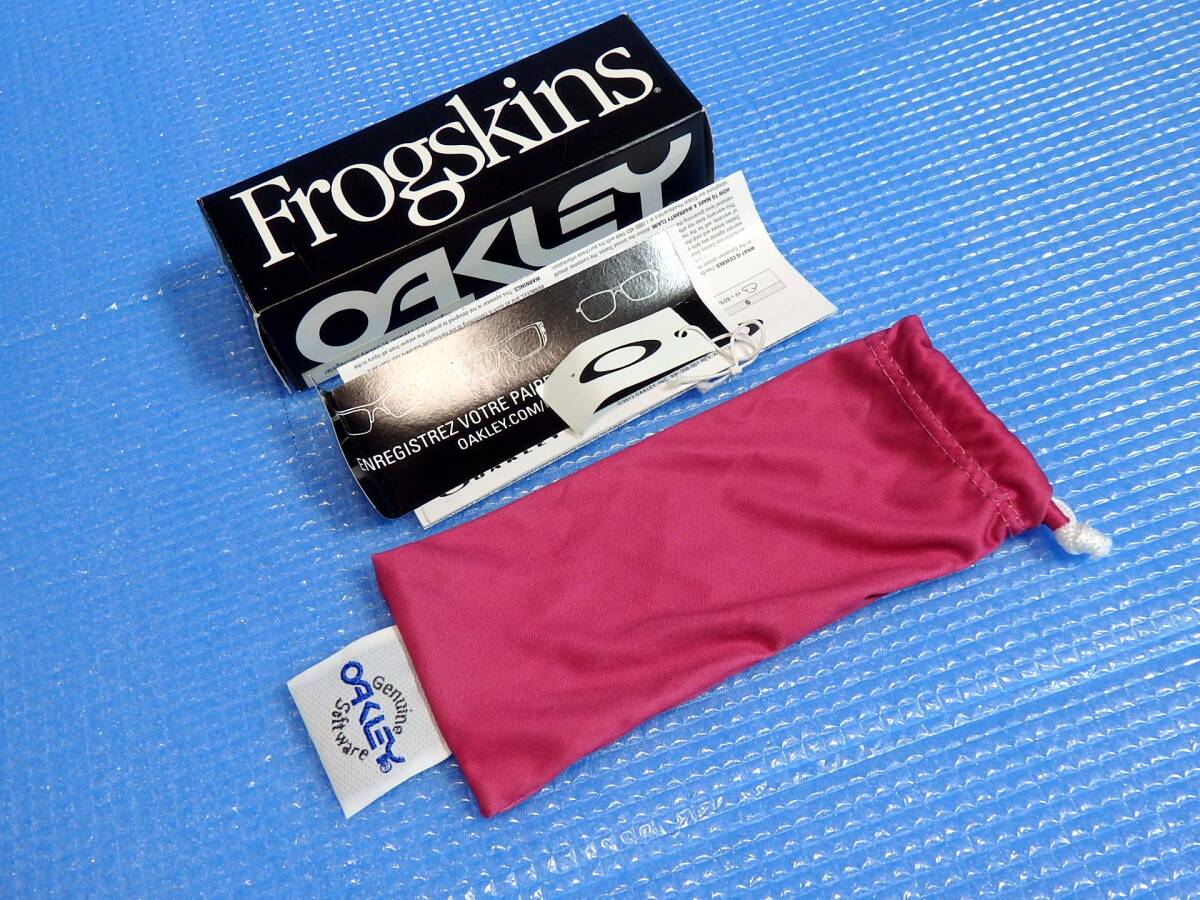 7000円 OAKLEY オークリー Frogskins フロッグスキンズ ブラック 7000円 OAKLEY オークリー Frogskins フロッグスキンズ ブラック