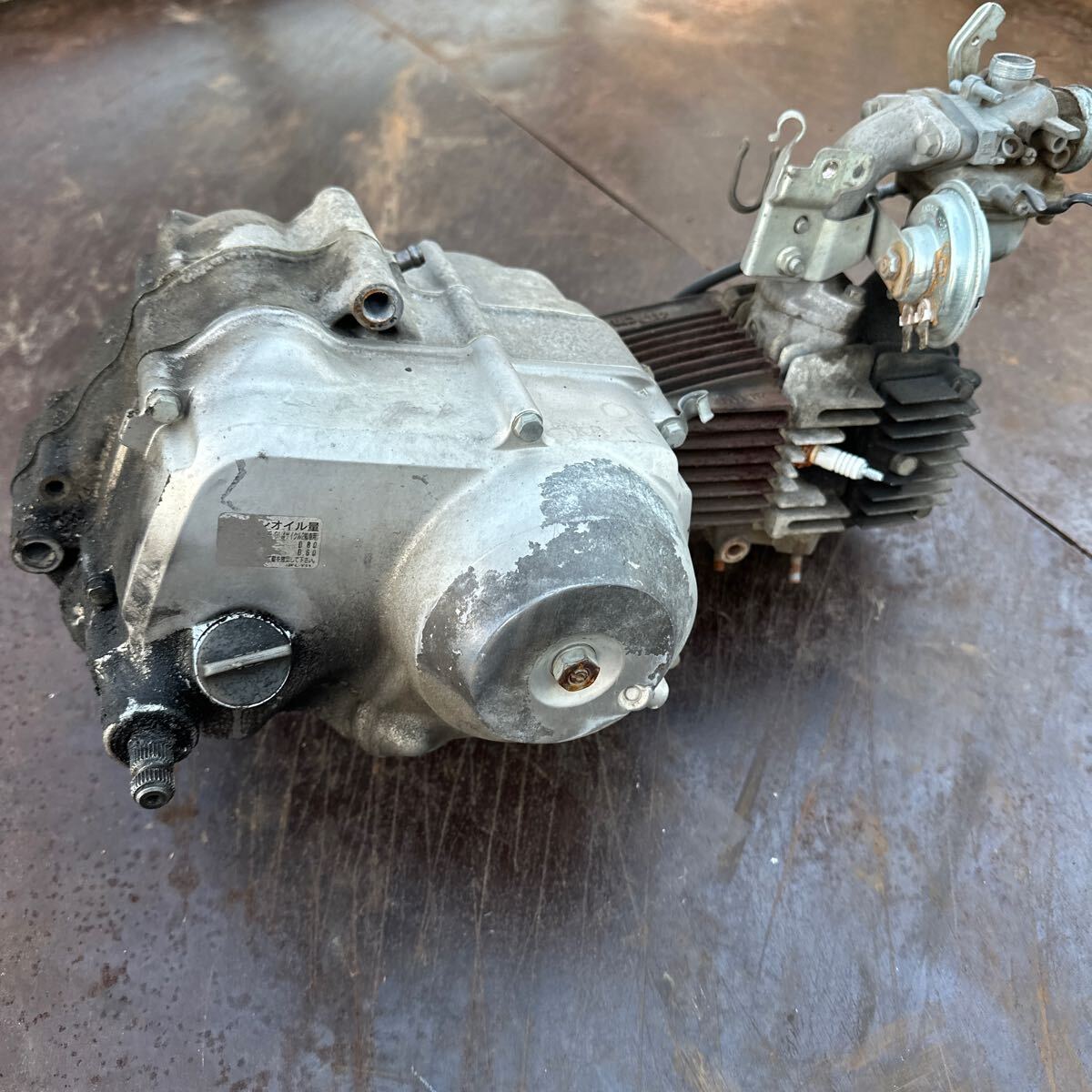 ホンダスーパーカブエンジン 部品取り