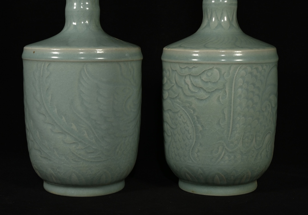 中国美術 磁器 青花獅子毬冬瓜壇 工芸品美術品 置物 中国美術】 ☆ 瓷器 青磁獅子 ☆ 金時代 貼塑 剔刻 貫入青釉 高