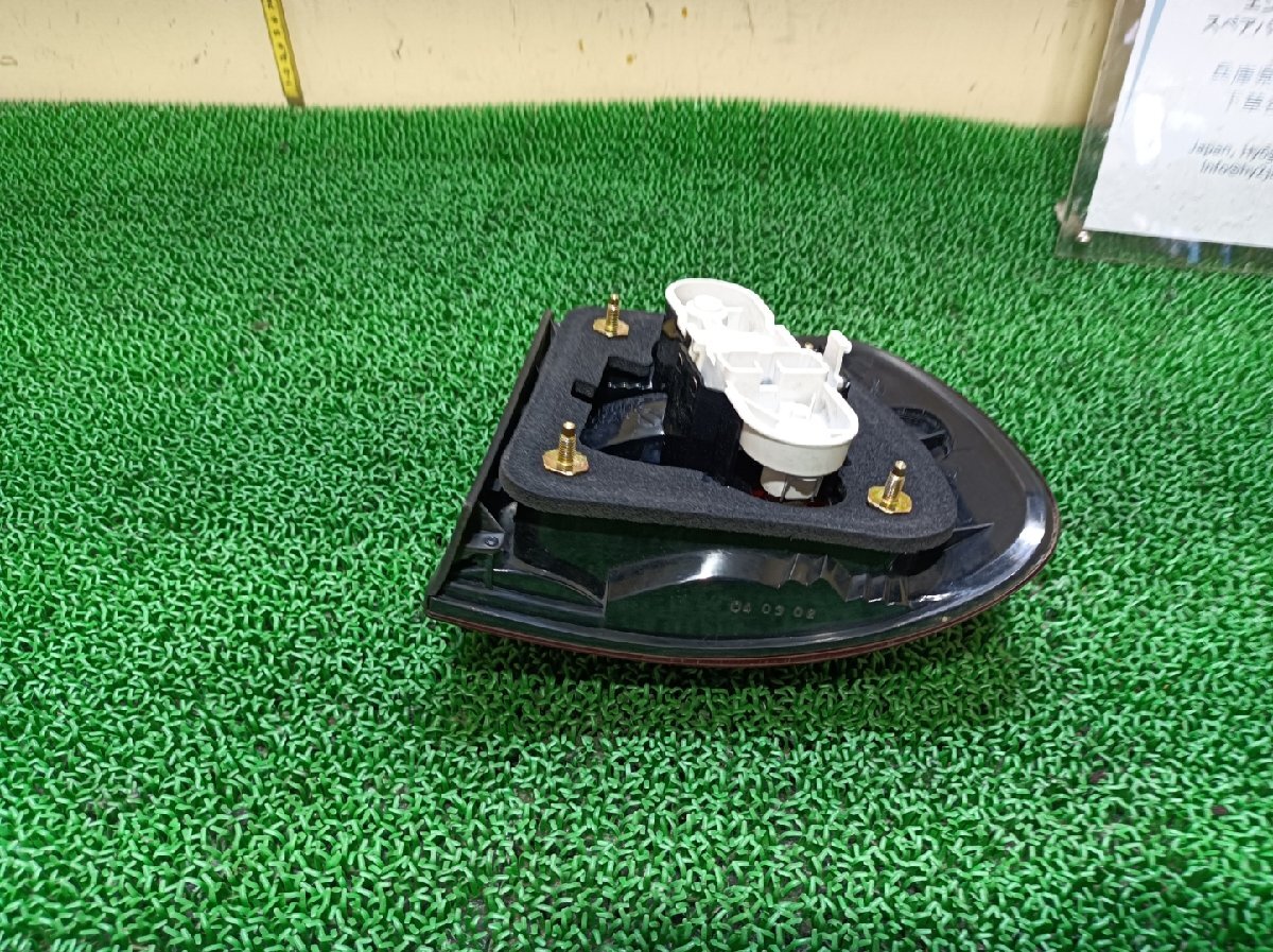  Volvo левый задние фонари V40 GH-4B4204W, 2002 #hyj NSP204836