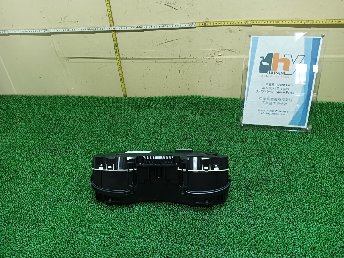 アウディ スピードメーター A4 ABA-8KCDH, 2011 #hyj NSP199608