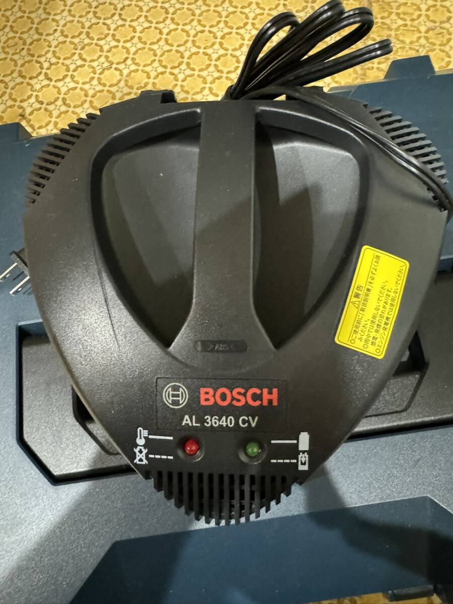 未使用 BOSCH(ボッシュ) 充電器 AL3640CV 36V 展示品
