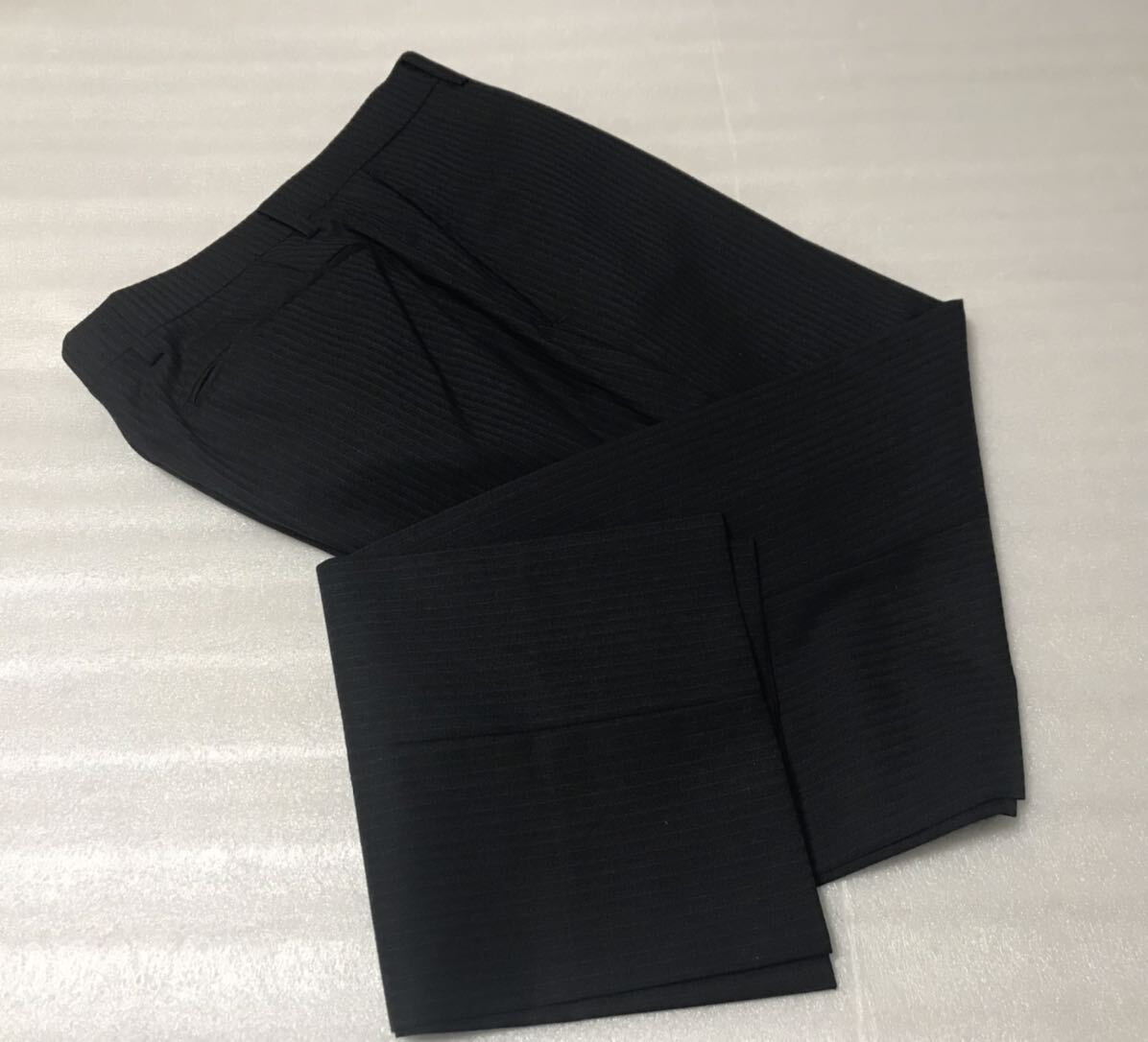 シングルスーツ Y5 92-76-170 身長170 W76 黒ストライプ オール シングルスーツ Y5 92-76-170 身長170 W76 黒ストライプ オール