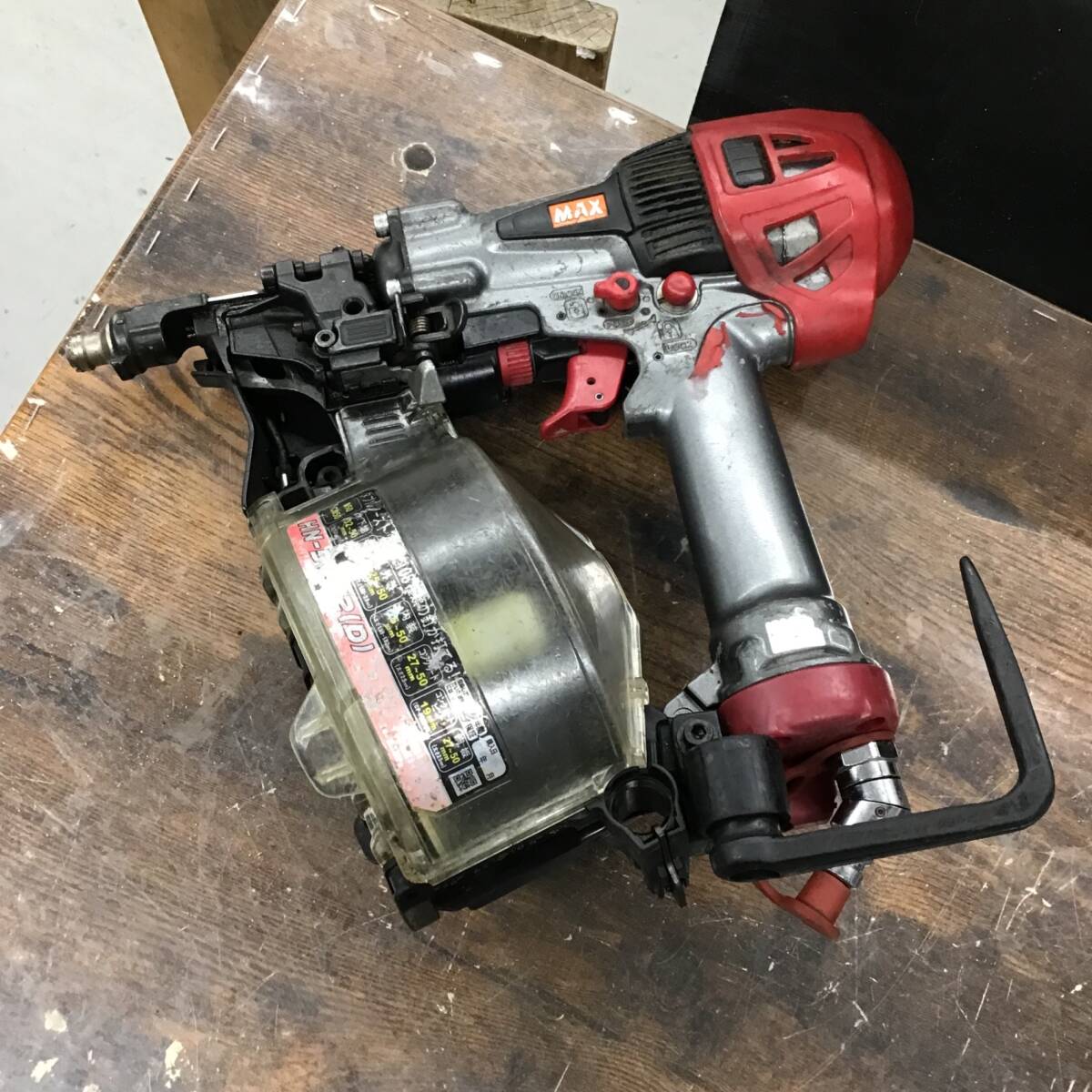 中古品】☆マックス(MAX) 高圧エア釘打ち機 HN-50N2(D) 中古品】☆マックス(MAX) 高圧エア釘打ち機 HN-50N2(D)