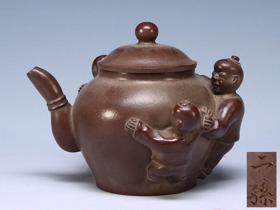 22 収集家保管品 煎茶道具 唐物 紫泥栗鼠図急須(検索:紫砂 ツボ 22 収集家保管品 煎茶道具 唐物 紫泥栗鼠図急須(検索:紫砂 ツボ