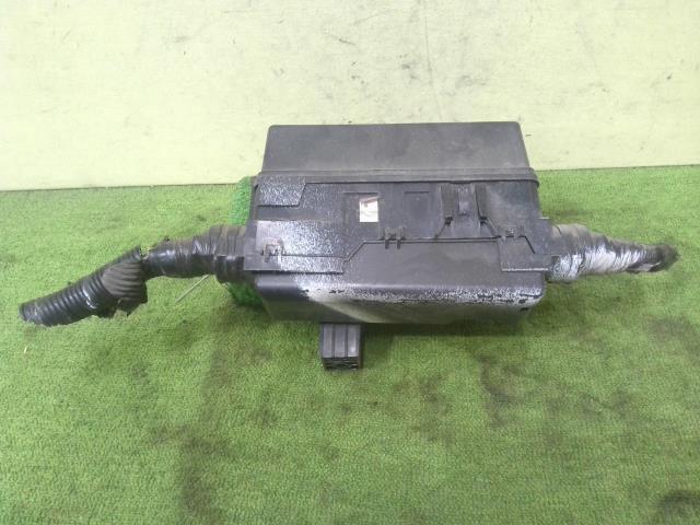 中古 キャリィ LE-DA63T ヒューズボックス K6A 26U