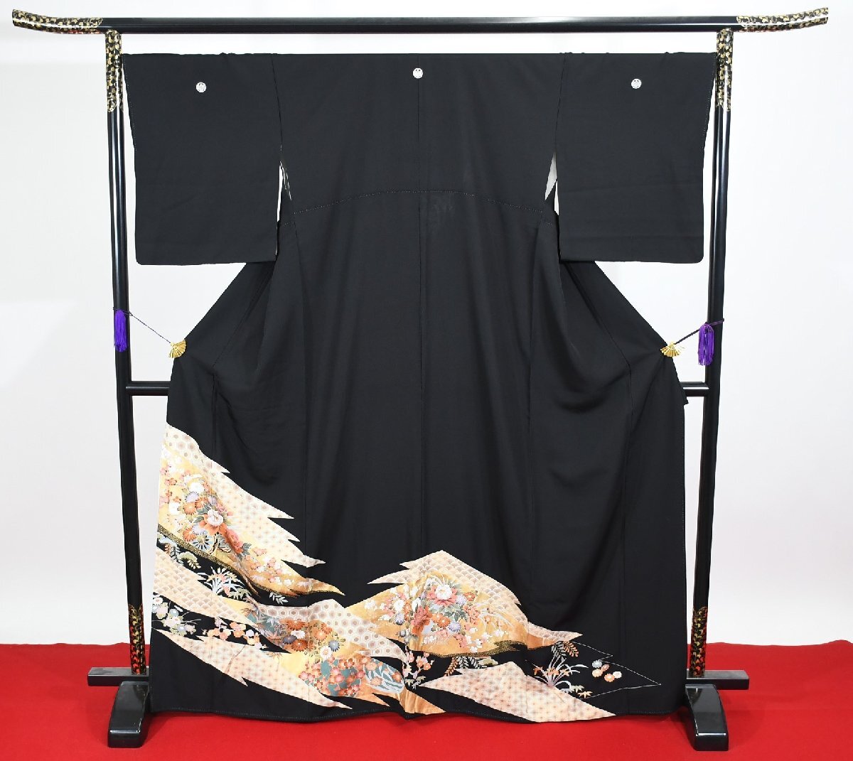 黒留袖 結婚式 花 金彩 花瓶 身丈160cm 裄丈68cm ★着物 e-1127 桜庭呉服店