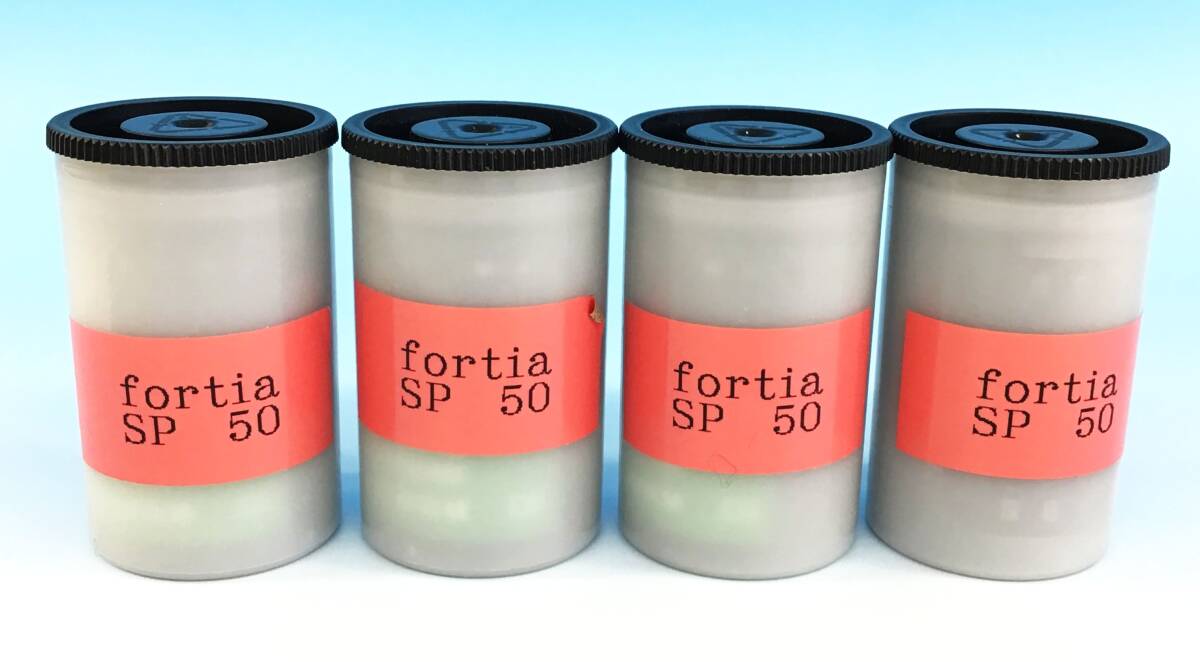 フジクロームフォルティアSP 4本期限切れフィルム フジクロームフォルティアSP 4本期限切れフィルム