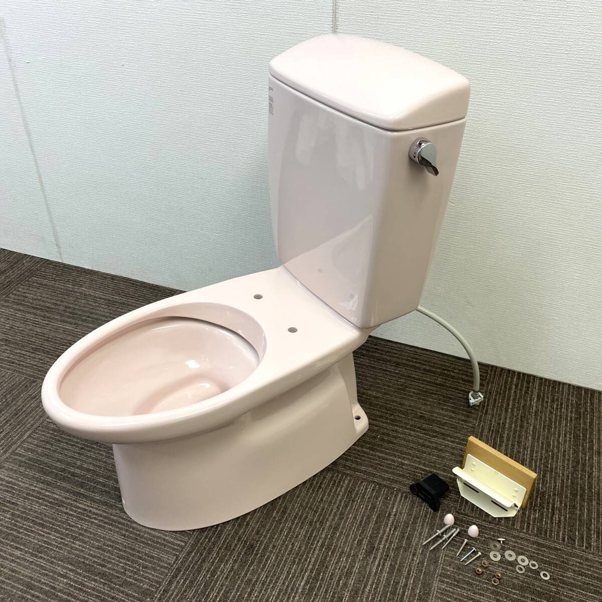 【美品】INAX(イナックス）☆トイレ便器(床下排水)☆洋式便器「GBC-320SU」とタンク「DT-V180HU」のセット☆＃LR88(ピンク)