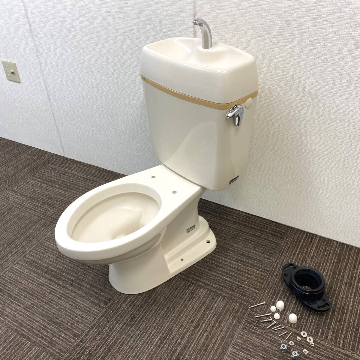 中古】National トイレ便器(床下排水)☆洋式便器「CH400KPF」と 中古】National トイレ便器(床下排水)☆洋式便器「CH400KPF」と