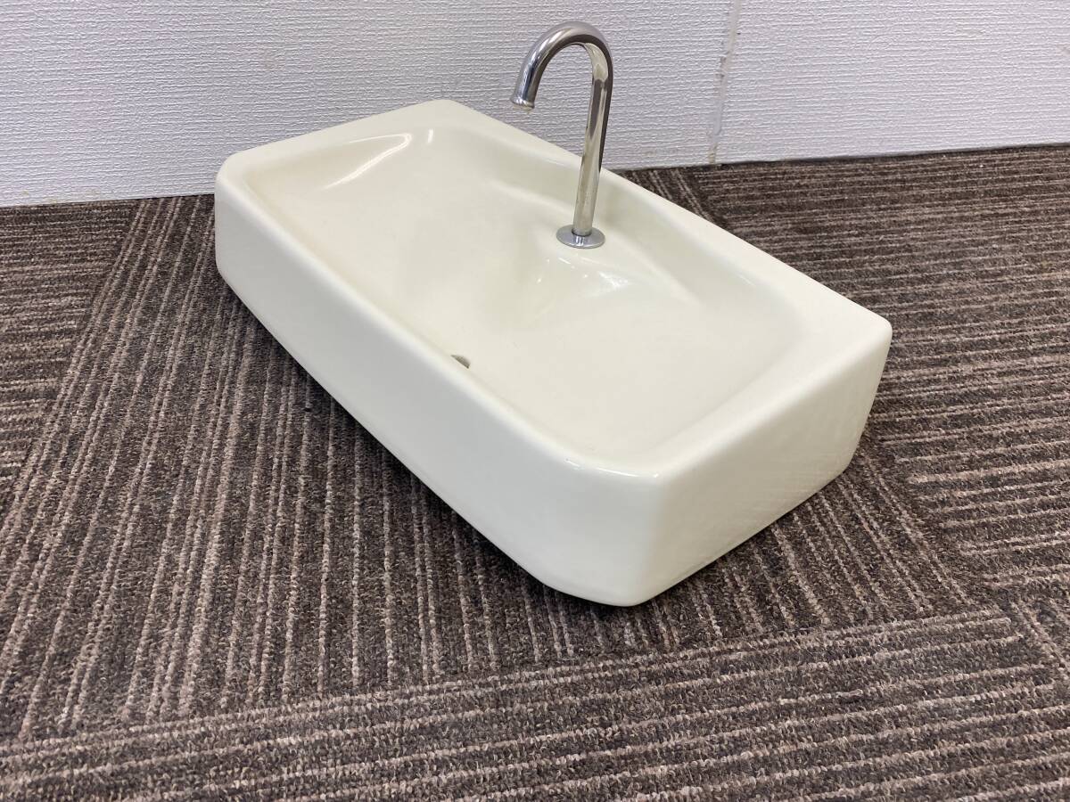 中古】INAX(イナックス)☆トイレ便器・洋式便器/ロータンクフタ 中古】INAX(イナックス)☆トイレ便器・洋式便器/ロータンクフタ