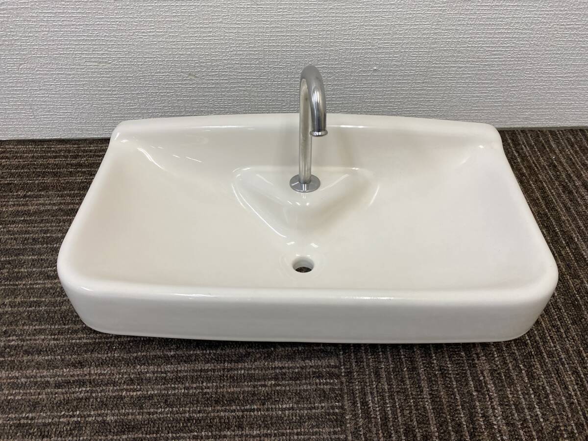 【中古】TOTO☆トイレ便器・洋式便器「517R 518」タンク用の蓋(ふた)☆#SC1(パステルアイボリー)☆直接引取り可