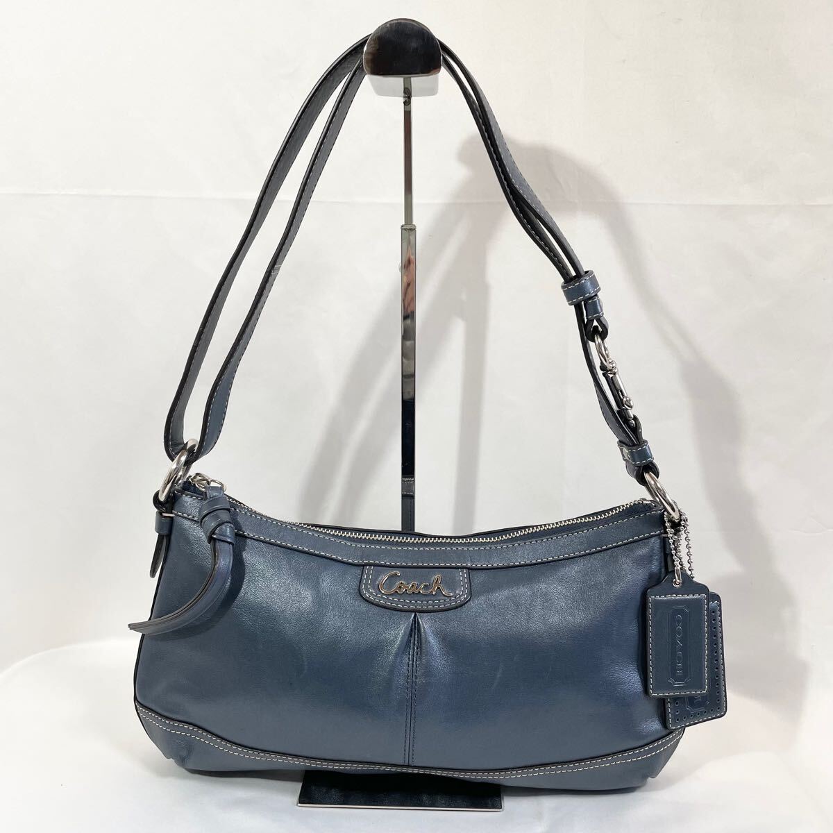 正規品 コーチ COACH ネイビー ショルダーバッグ 肩掛け 紺色 正規品 コーチ COACH ネイビー ショルダーバッグ 肩掛け 紺色