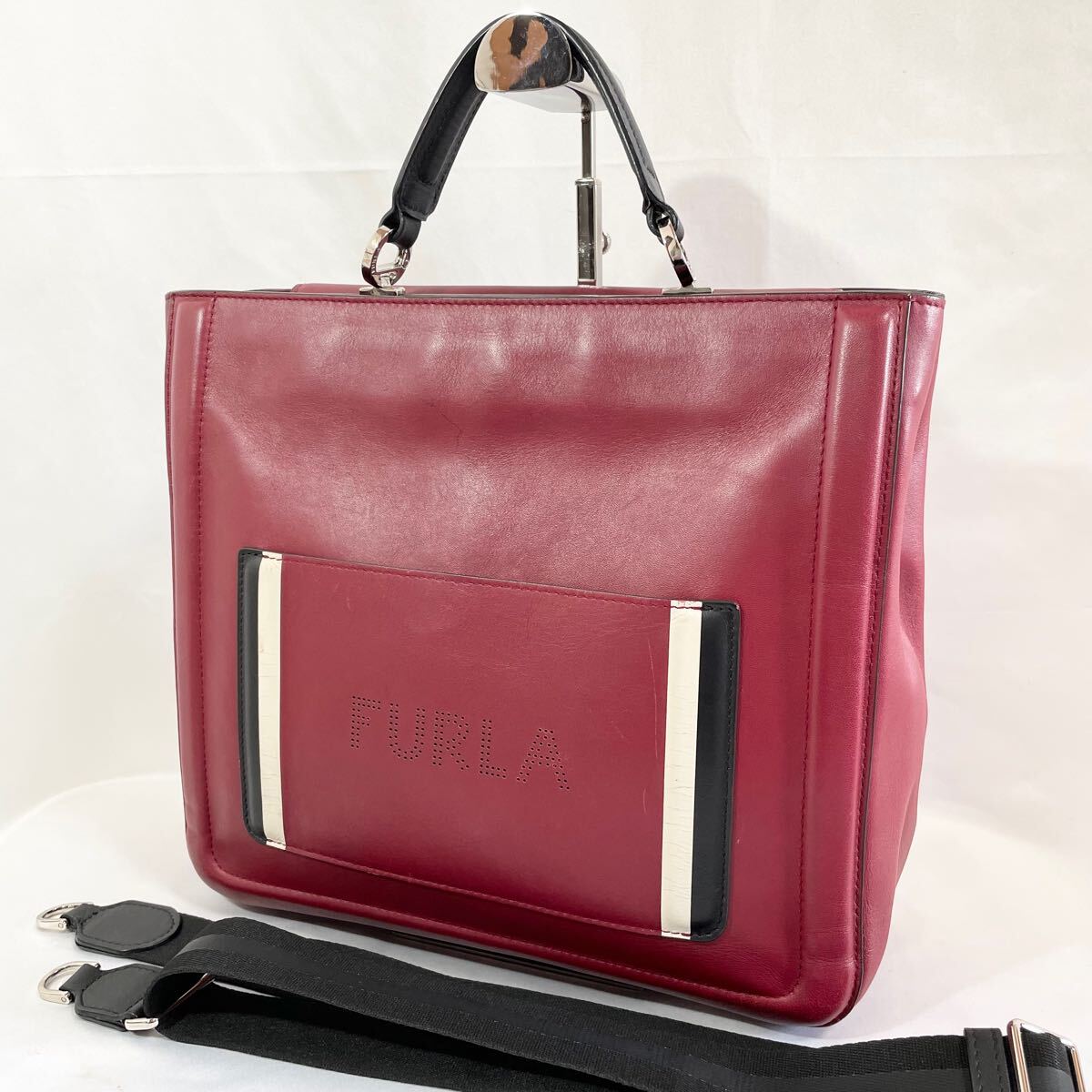 正規品 FURLA フルラ トートバッグ 2way ショルダー付き 正規品 FURLA フルラ トートバッグ 2way ショルダー付き