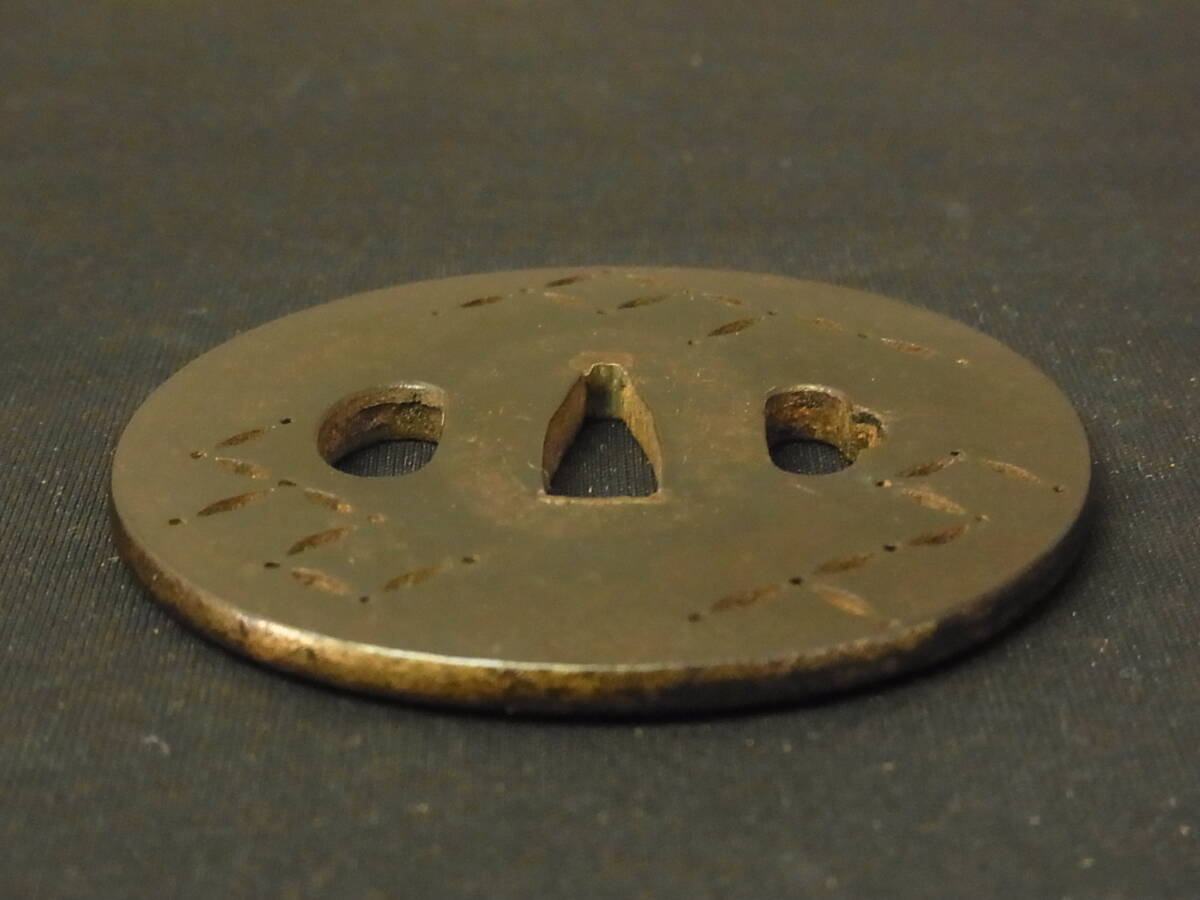 azt121 магазин . меч принадлежности . Zaimei . префектура . правильный . север . 7 звезда ... металлический земля медь . колесо с ящиком .. времена предмет / доспехи /./ меч ./ принадлежности 