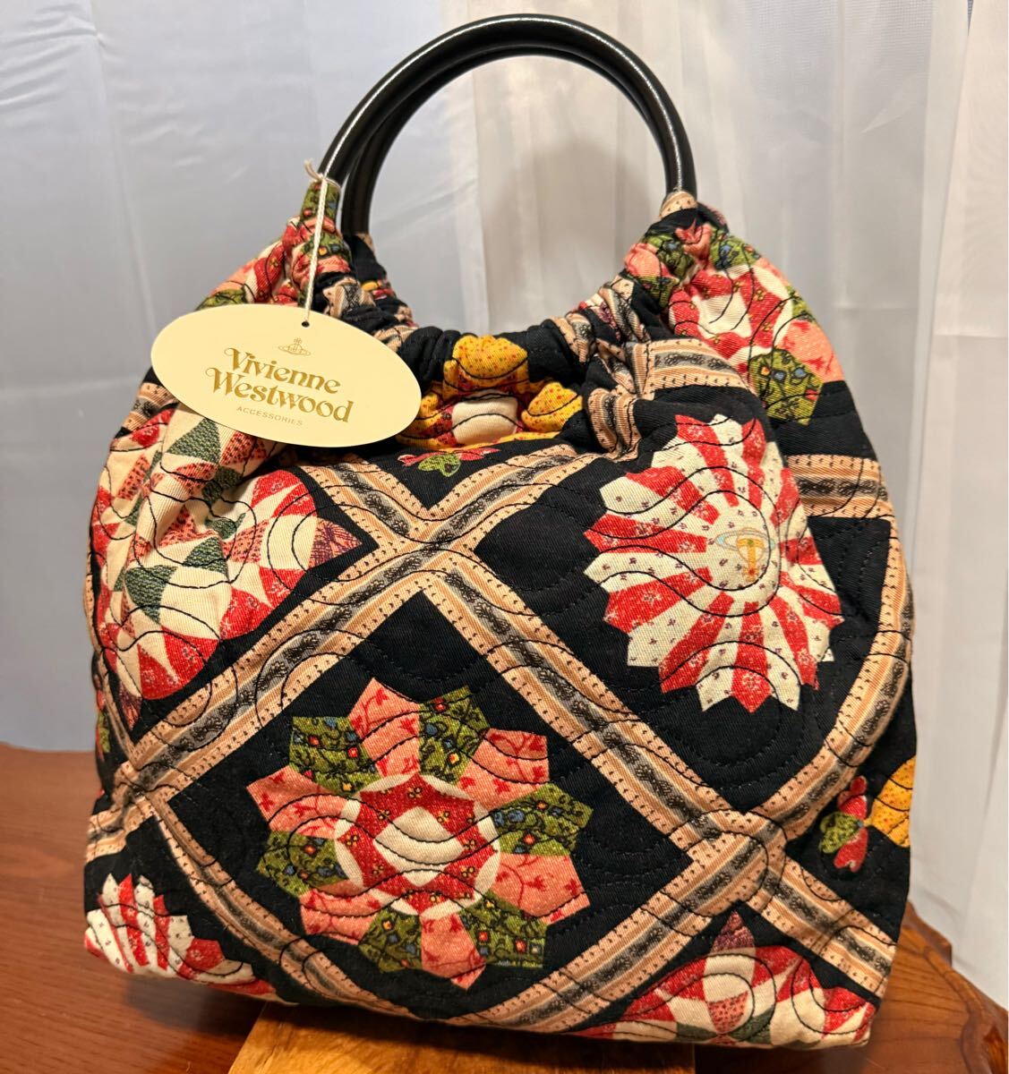 希少デザイン未使用VivienneWestwood オーブ/スクイグルバッグ 希少デザイン未使用VivienneWestwood オーブ/スクイグルバッグ