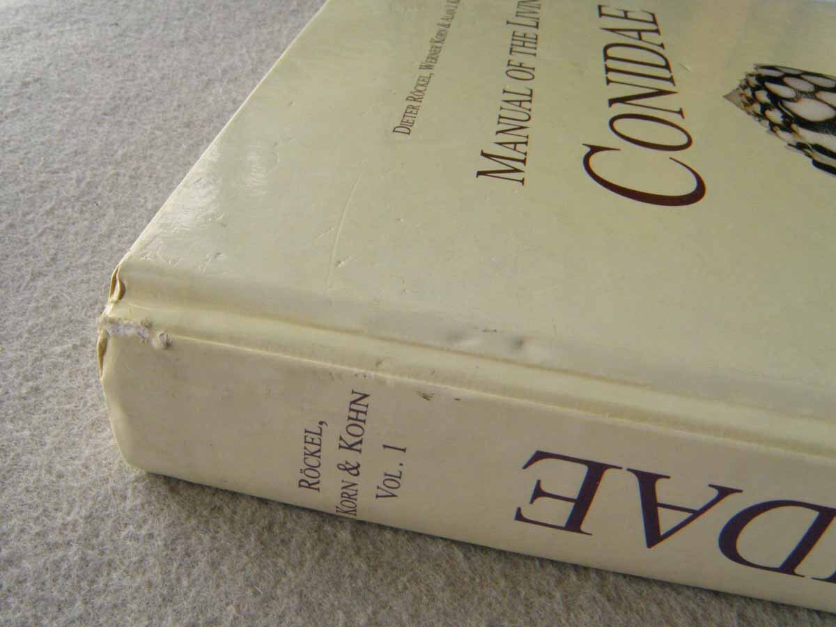 洋書 Manual of the living CONIDAE: Vol.1 Indo-Pacific Region 洋書 Manual of the living CONIDAE: Vol.1 Indo-Pacific Region