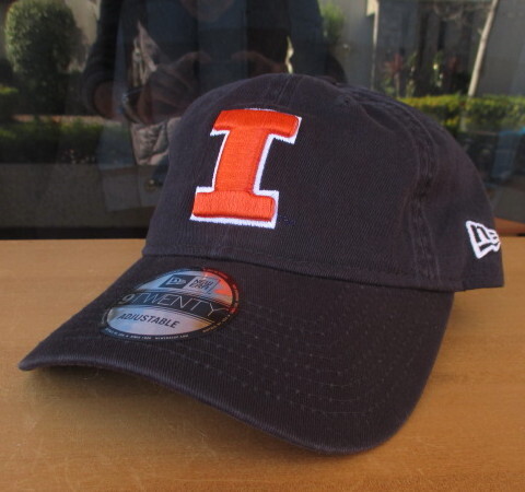 SALE！激レア（日本未発売）ＮＥＷＥＲＡ（ＵＳＡ）アメリカのマイナー大学・スポーツチーム・キャップ！イリノイ大学（ネイビー）