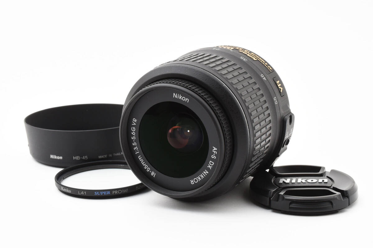 超美品 Nikon AF-S DX NIKKOR ズームレンズ 18-55mm f/3.5-5.6 G VR ブラック フード フィルター付き ニコン 823
