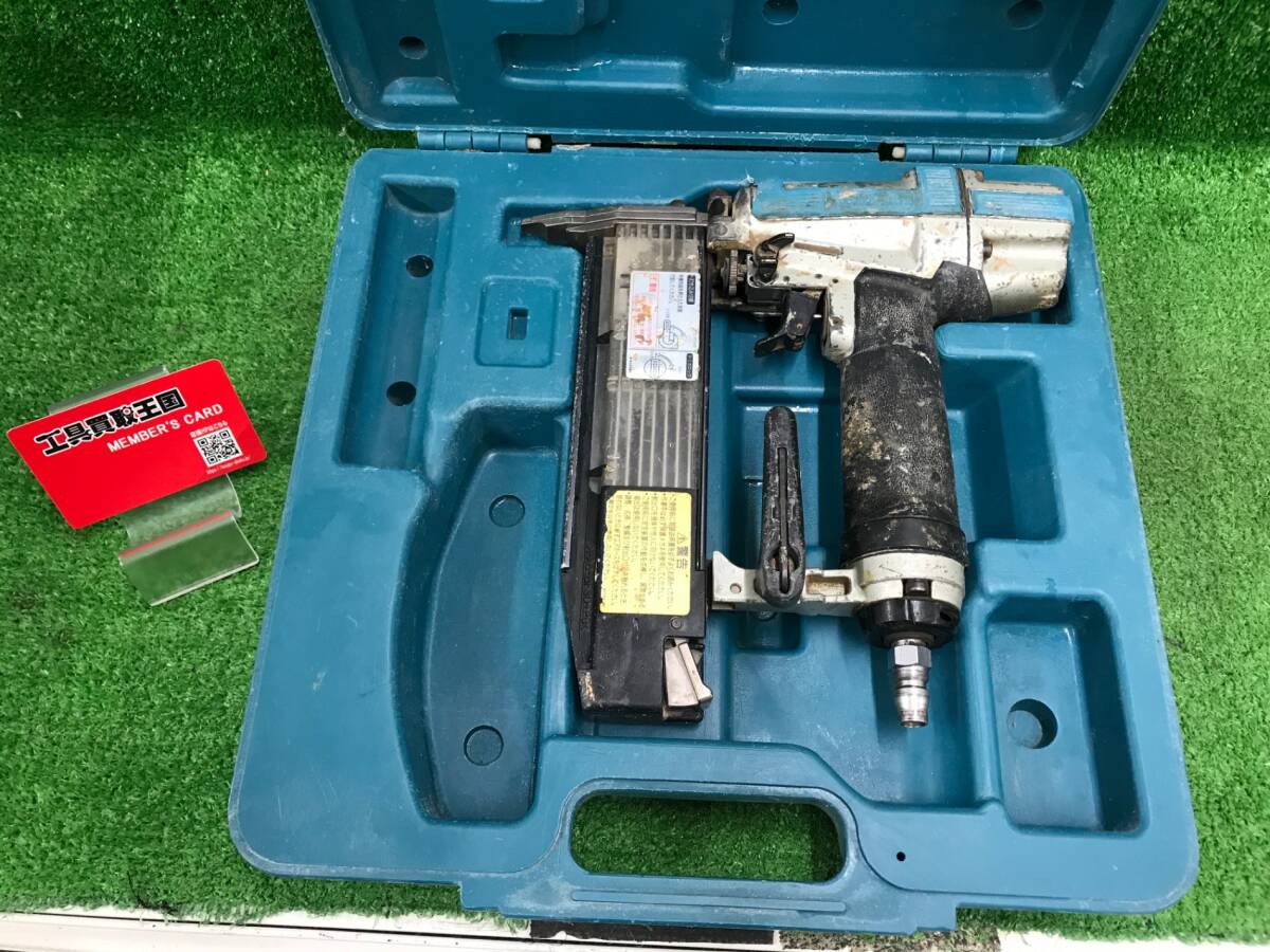 【中古品】★makita(マキタ) 50㎜常圧仕上釘打 AF502N　ITFVRFY7SFHO