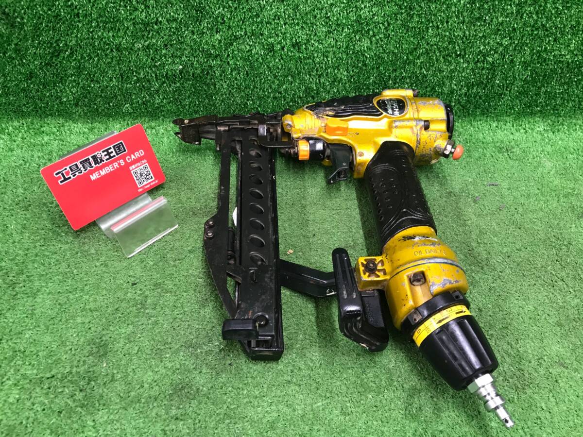【中古品】★日立工機 38㎜高圧フロア用タッカ N3804HMF　/ITPH4NW2I18G