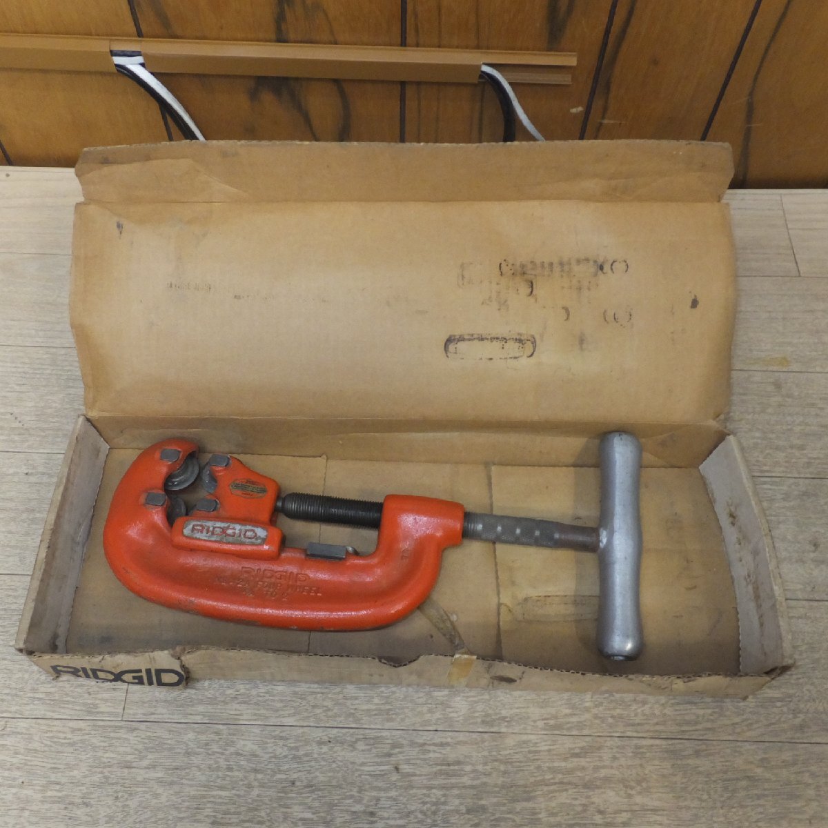 Yahoo!オークション - リジッド RIDGID 強力型4枚刃パイプ Yahoo!オークション - リジッド RIDGID 強力型4枚刃パイプ