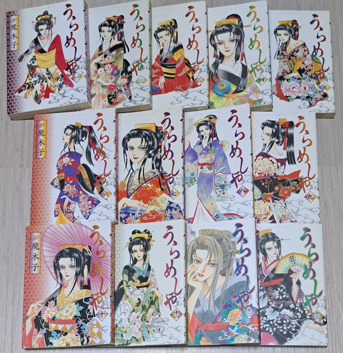 全巻初版】うらめしや 全26巻+ 外伝 かごめ 全7巻 計33冊セット 全巻初版】うらめしや 全26巻+ 外伝 かごめ 全7巻 計33冊セット