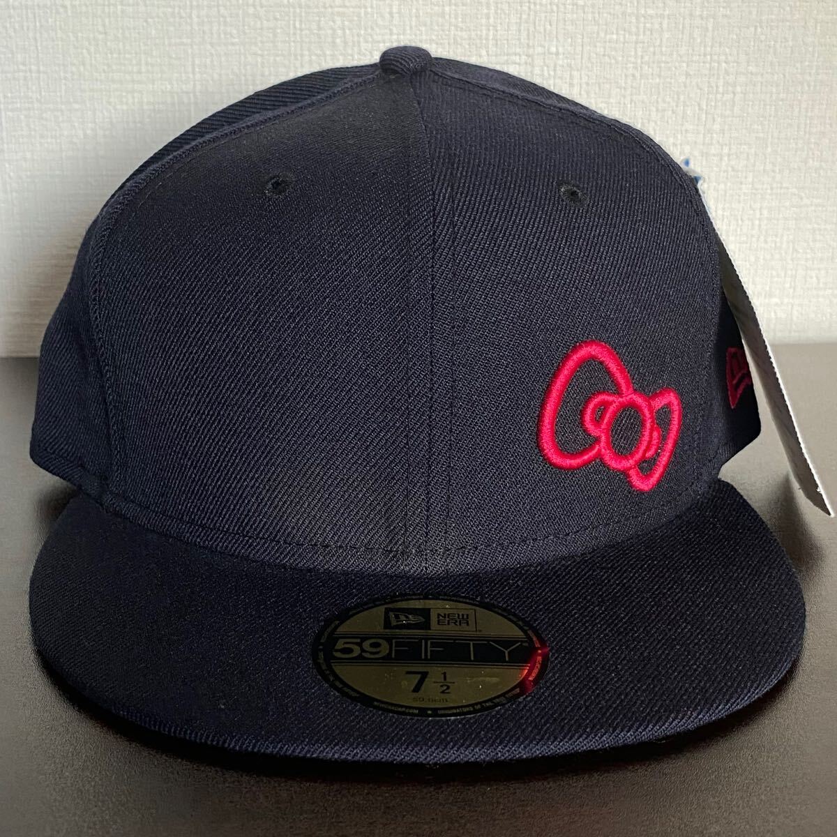 新品 NEW ERA ニューエラ ハローキティ キャップ 7 1/2 59 6cm 新品 NEW ERA ニューエラ ハローキティ キャップ 7 1/2 59 6cm