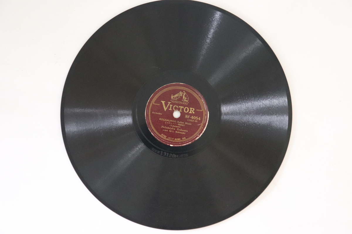 78RPM/SP Philadelphia Orchestra, L. Stokowski Moment Musical No.3 In F Minor / Rosamunde - Ballet Music NF4054 VICTOR /00500