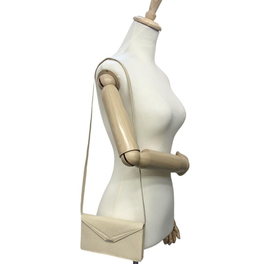 LOEWE ロエベ ショルダーバッグ 長(zhǎng)財(cái)布 アイボリー レザー g00625