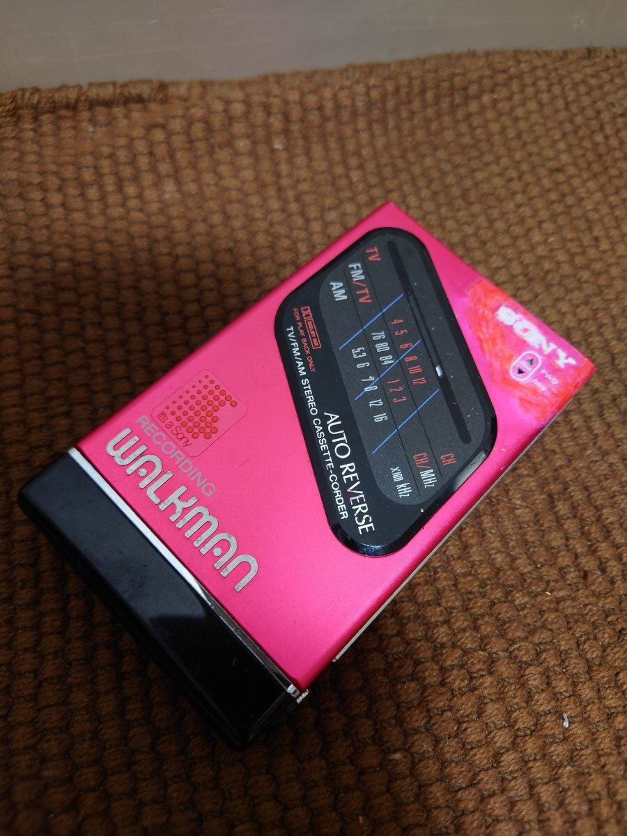 SONY WM-F203 カセットプレーヤー ピンク SONY WM-F203 カセットプレーヤー ピンク