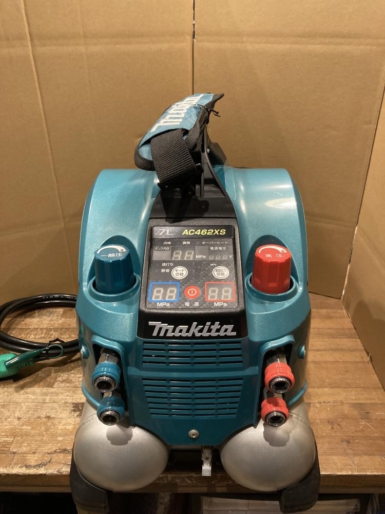 020♪未使用品・即決価格♪マキタ エアコンプレッサー　高圧　常圧 AC462XS　*箱無展示品の為傷汚れ有