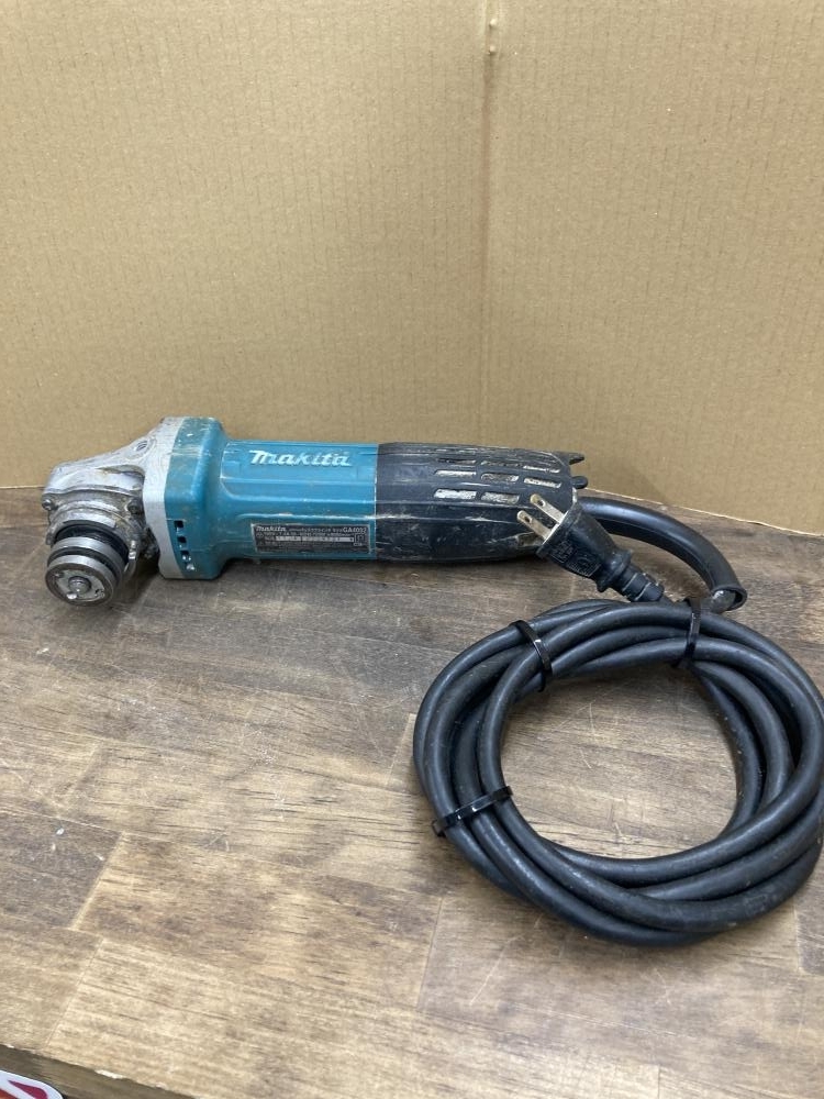 022●おすすめ商品●マキタ makita 100㎜ディスクグラインダ GA4032