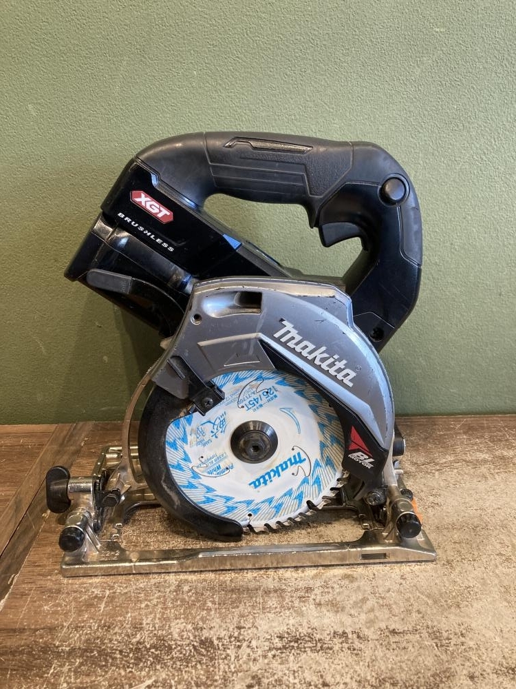 021■おすすめ商品■makita マキタ 40Vmax125㎜充電式マルノコ HS005G バッテリー付
