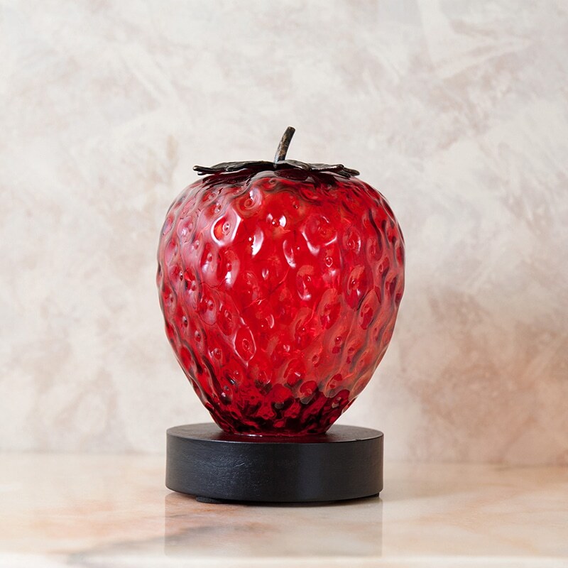 * новый товар LED фонарь клубника / клубника настольный освещение интерьер смешанные товары фрукты украшение произведение искусства модный осветительное оборудование фрукты красный цвет Z962