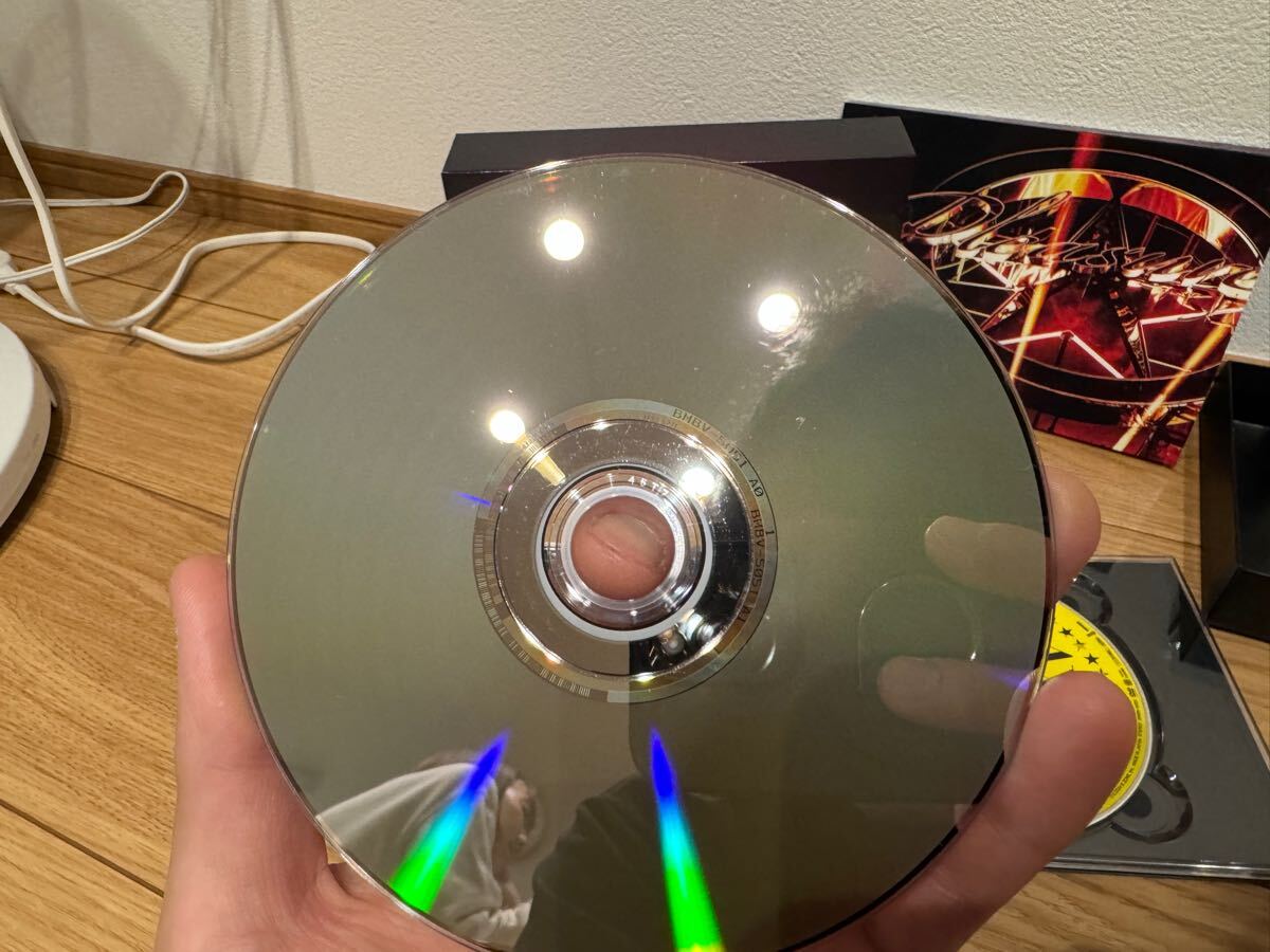 【初回出荷限定盤】B'z/Pleasure 2023-STARS-〈3… Amazon.co.jp: LIVE DVD 『B'z LIVE-GYM Pleasure 2023 -STARS