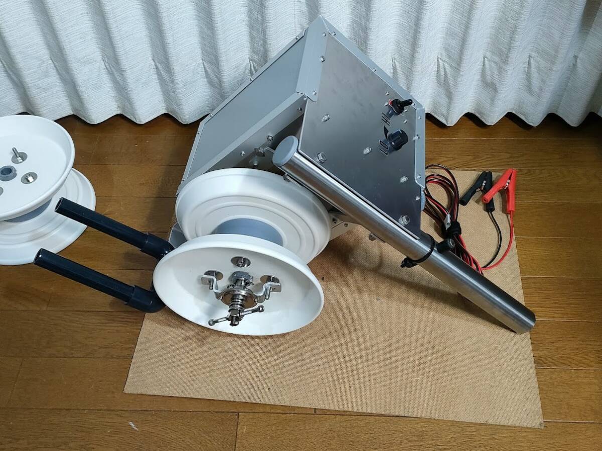 電動ビシ巻き取り機 ドラグ付 6カ月保障 12v用 左側用 電動ビシ巻き取り機 ドラグ付 6カ月保障 12v用 左側用