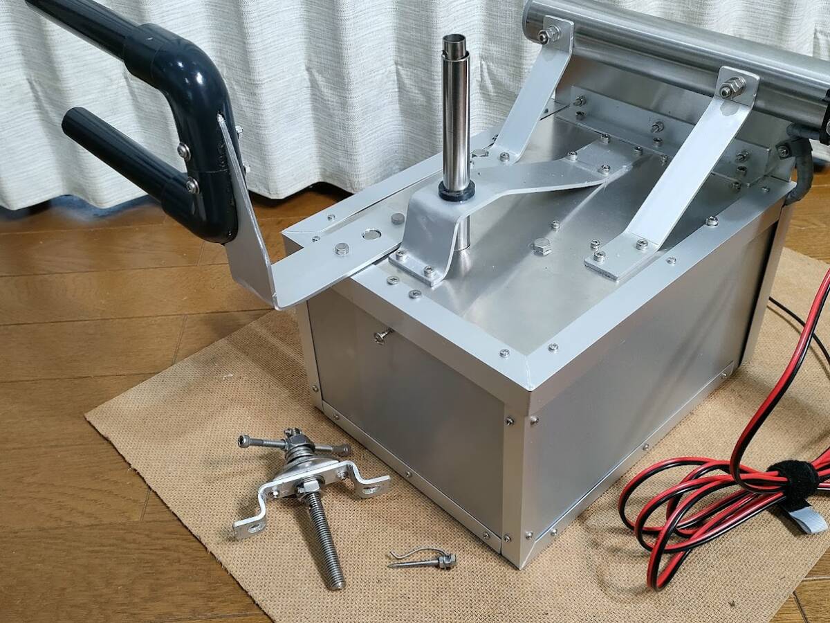 電動ビシ巻き取り機 ドラグ付 6カ月保障 12v用 左側用 電動ビシ巻き取り機 ドラグ付 6カ月保障 12v用 左側用