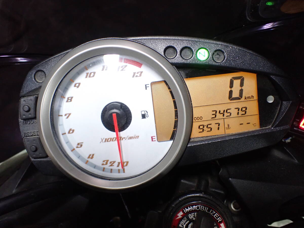 カワサキ Z1000 水冷『純正メーター 実動車外し』2008年 ZRT00B カワサキ Z1000 水冷『純正メーター 実動車外し』2008年 ZRT00B