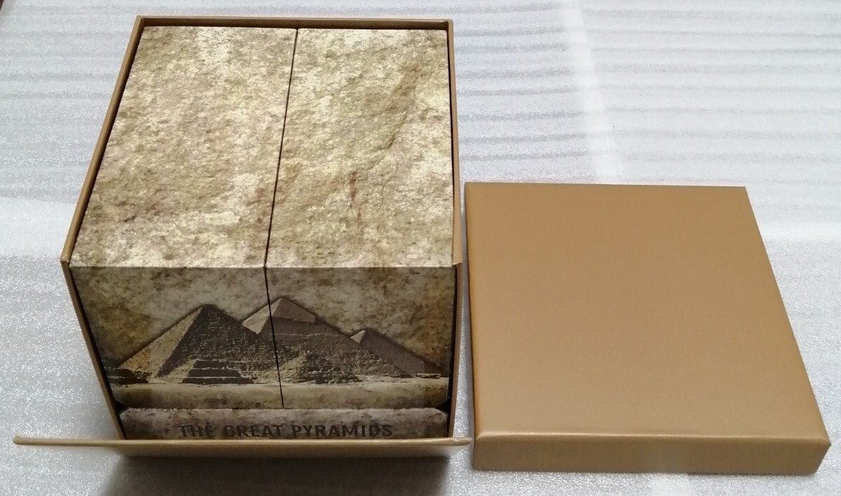3オンス ニウエ 2014 大ピラミッド 銀貨 プルーフ 展示ボックスと証明書 3オンス ニウエ 2014 大ピラミッド 銀貨 プルーフ 展示ボックス