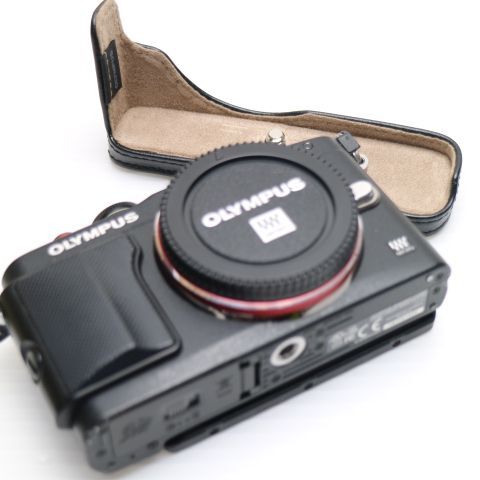 美品 E-PL6 OLYMPUS PEN Lite ブラック 即日発送 ミラーレス一眼 OLYMPUS 本体 あすつく 土日祝発送OK