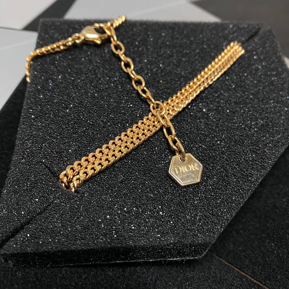 【未使用品✨】DIOR× SHAWN STUSSY Bee ネックレス ゴールド DIOR SHAWN STUSSY BEE NECKLACE GOLD ディオール ショーン