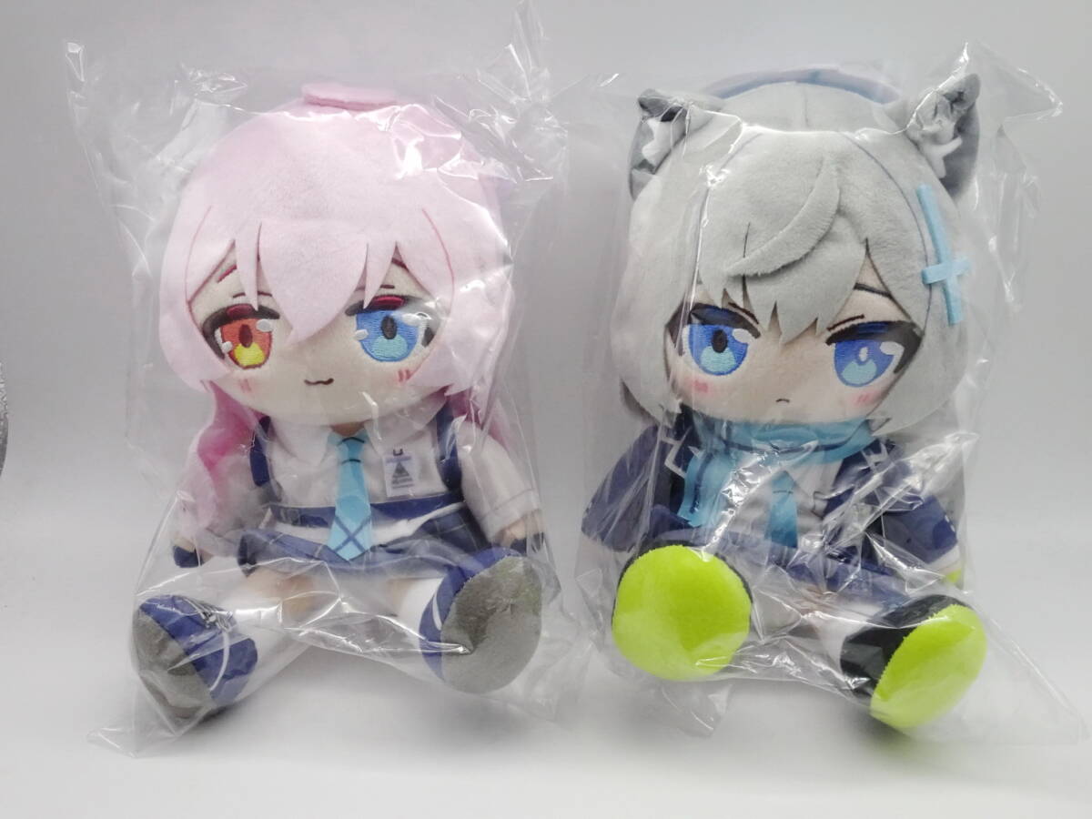 小鳥遊ホシノ 砂狼シロコ ちょこぷに ぬいぐるみ ブルー 小鳥遊ホシノ 砂狼シロコ ちょこぷに ぬいぐるみ ブルー