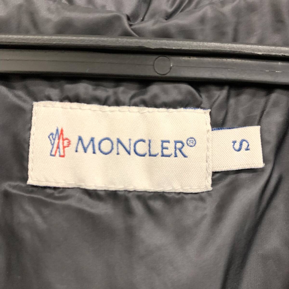 HX1 MONCLER モンクレール MAGLIONE TRICOT CARDIGAN 袖 ワッペン 付き ニット 切り替え ダウン ジャケット グレー