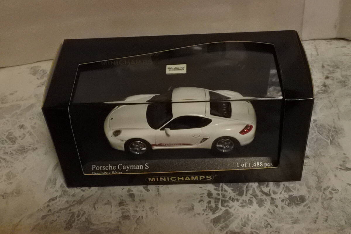 ミニチャンプス　ポルシェ　ケイマンS　2005　１/43　白