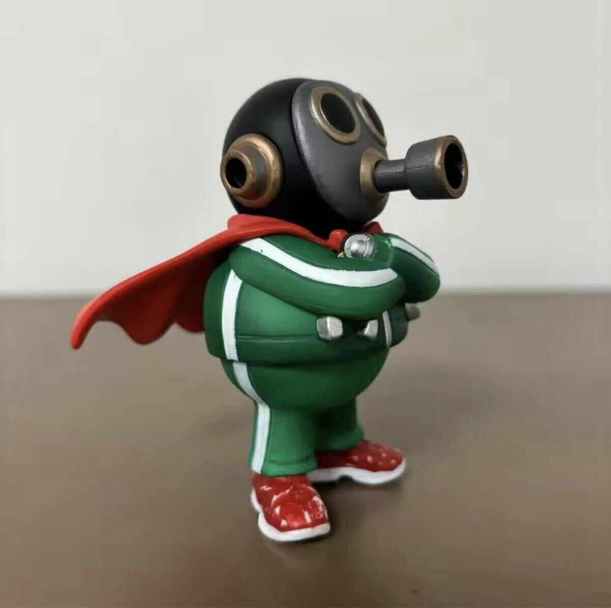 人気商品 ドラゴンボール 鳥山明 フィギュア トリヤマロボ 海外 人気商品 ドラゴンボール 鳥山明 フィギュア トリヤマロボ 海外