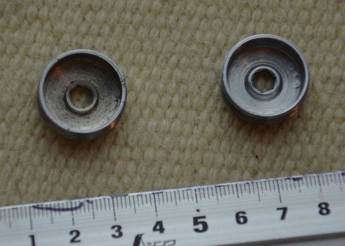 241127_411_47>CAMPAGNOLO カンパニョロ クランクキャップ 金属 241127_411_47>CAMPAGNOLO カンパニョロ クランクキャップ 金属